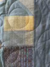 Load image into Gallery viewer, Woven Quilt