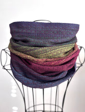 Load image into Gallery viewer, Cowl - burgundy cashmere/silk weft

