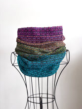 Load image into Gallery viewer, Handwoven Cowl - black slub cotton weft
