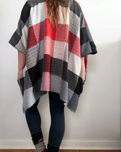 Load image into Gallery viewer, Woven Cardigan
