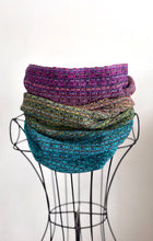 Load image into Gallery viewer, Handwoven Cowl - black slub cotton weft
