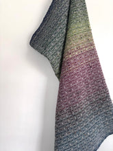Load image into Gallery viewer, Cowl - grey superwash merino tweed
