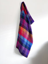 Load image into Gallery viewer, Cowl - tencel weft
