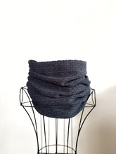 Load image into Gallery viewer, Cowl - navy cotton weft
