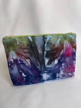 Load image into Gallery viewer, Zipper pouch - safe keeping
