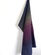 Load image into Gallery viewer, Cowl - purple superwash merino weft
