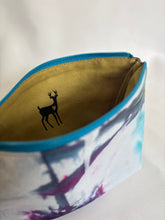 Load image into Gallery viewer, Zipper pouch - open water
