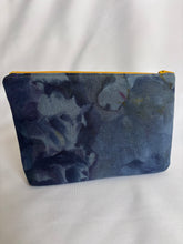 Load image into Gallery viewer, Zipper pouch - on the bright side

