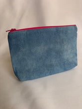 Load image into Gallery viewer, Zipper pouch - indigo
