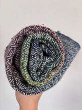 Load image into Gallery viewer, Cowl - grey superwash merino tweed
