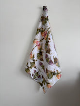 Load image into Gallery viewer, Tea towel - Clementines
