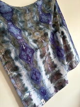 Load image into Gallery viewer, Tea towel - skipping stones
