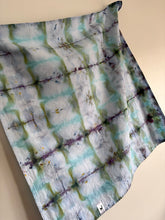 Load image into Gallery viewer, Tea towel - cheers to that
