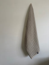 Load image into Gallery viewer, Cowl -  olive cotton weft

