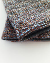 Load image into Gallery viewer, Fingerless mittens -- dark brown superwash merino tweed
